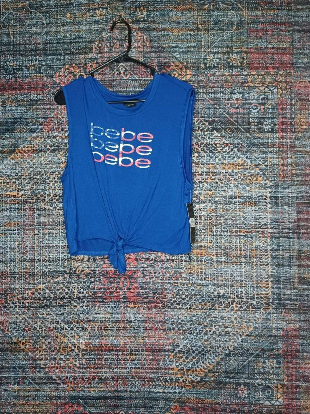 bebe womens red white blue flag sleeveless crop tied Patriotic tee M NWT